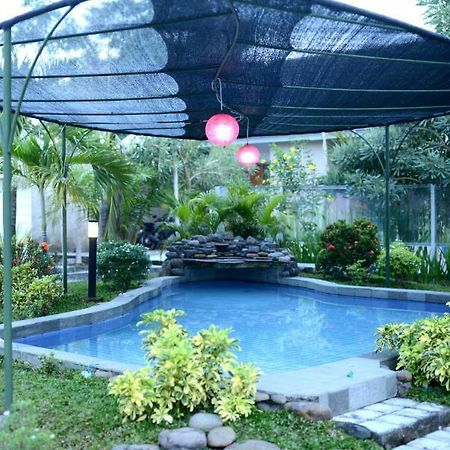 Reddoorz Syariah Plus Near Banyuwangi Airport Екстериор снимка