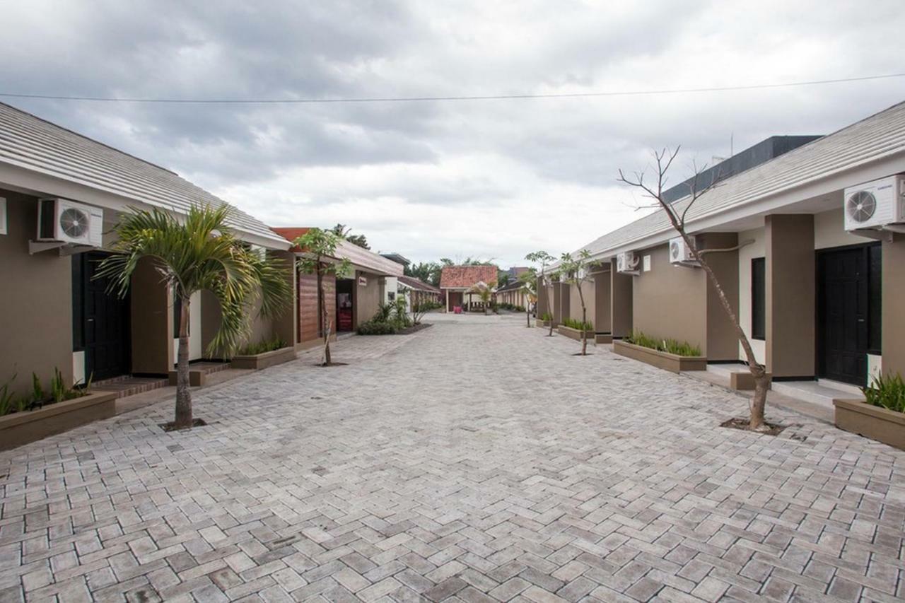 Reddoorz Syariah Plus Near Banyuwangi Airport Екстериор снимка